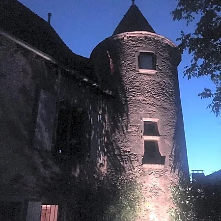 Chateau De Cadars Bed and Breakfast Quins