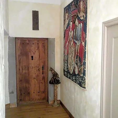 Bed and Breakfast Chateau De Cadars