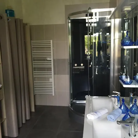 Oda ve Kahvaltı Chateau De Cadars Quins